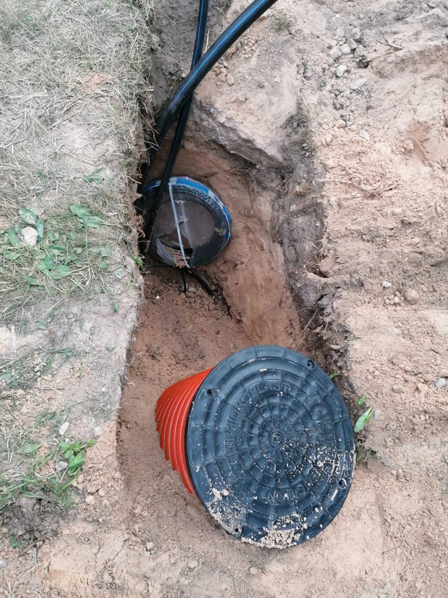 Dziļurbuma galva un ūdensvada trase